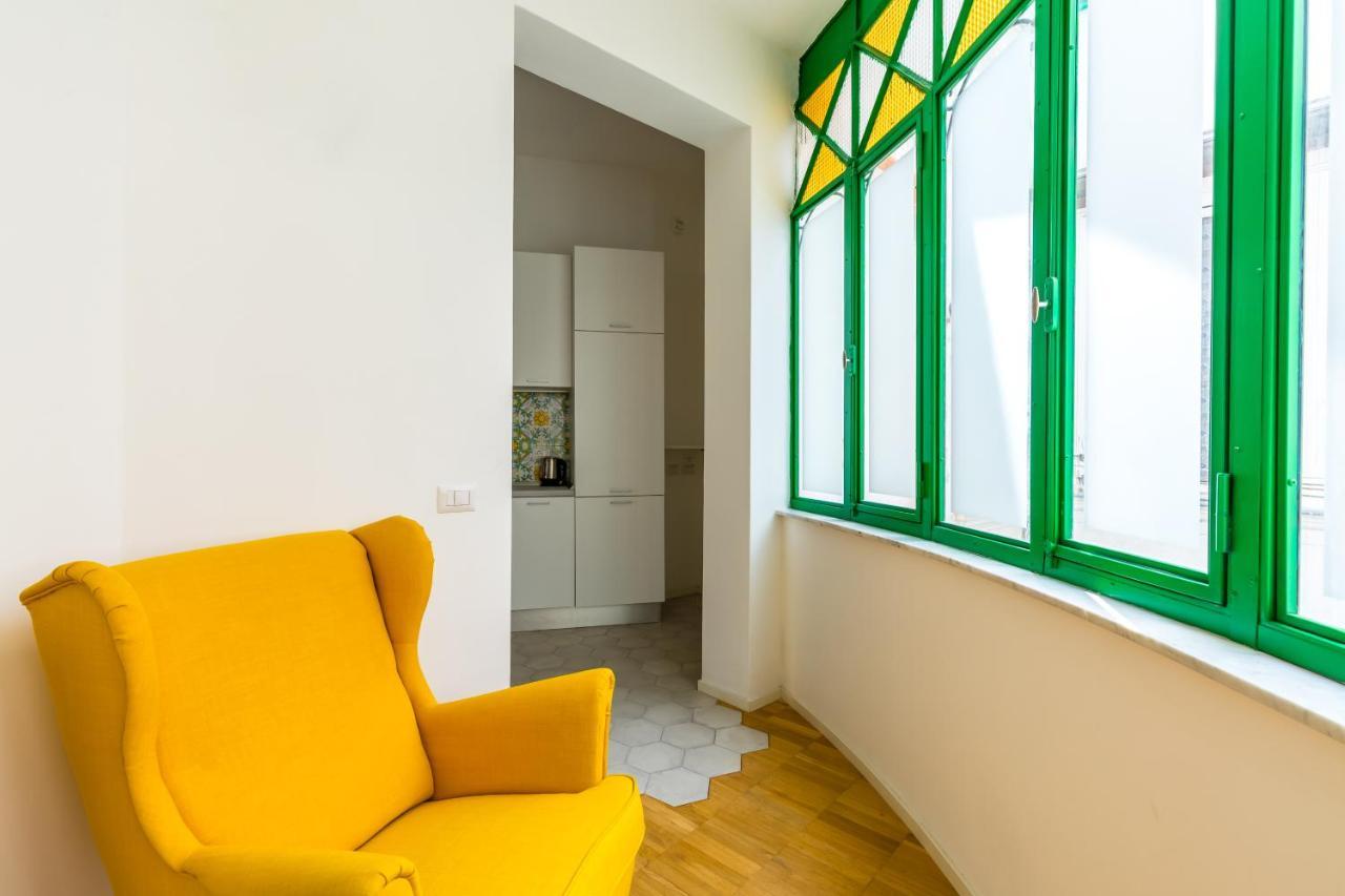 Nova Stylish House In Center By Napoliapartments מראה חיצוני תמונה