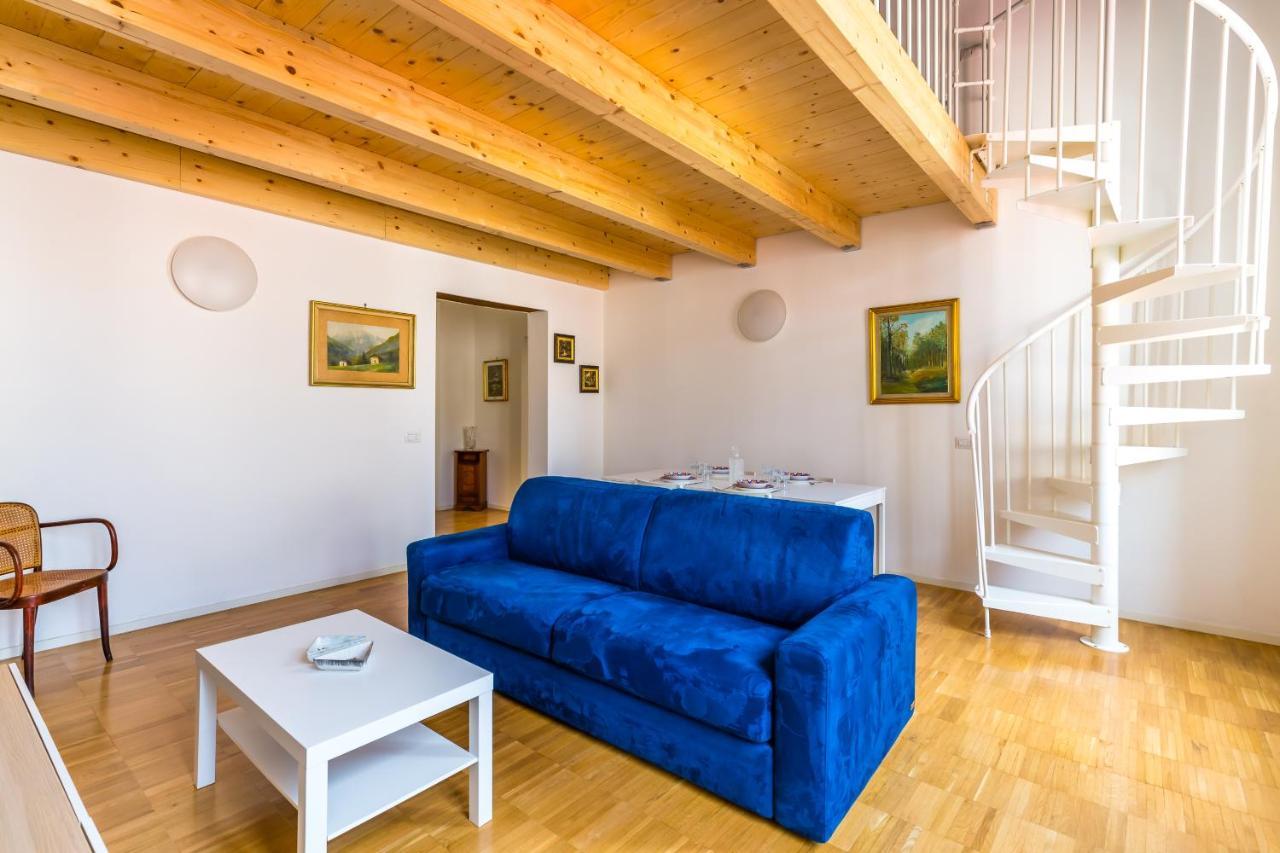 Nova Stylish House In Center By Napoliapartments מראה חיצוני תמונה